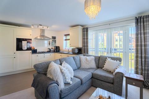 18 Aldeney Close, Dudley, DY1 4AJ