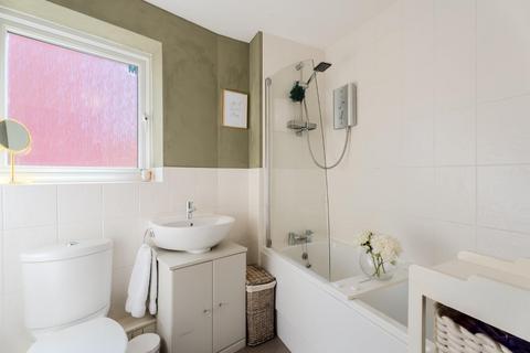 18 Aldeney Close, Dudley, DY1 4AJ