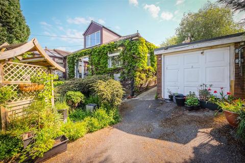 3 bedroom semi-detached house for sale, Thornhills Lane, Clifton, Brighouse