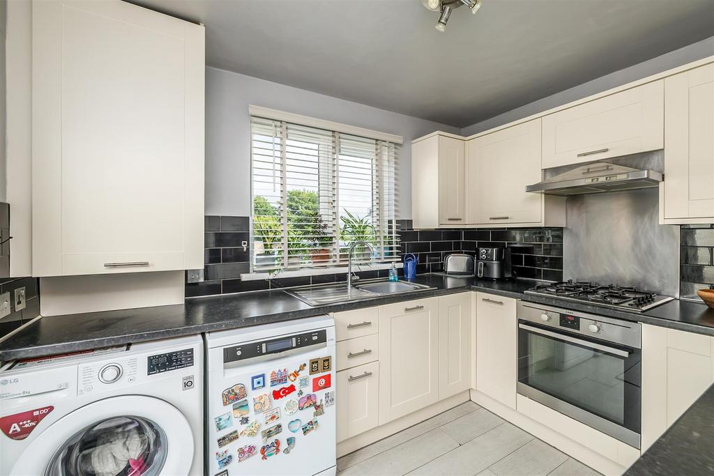 Kitchen 2
