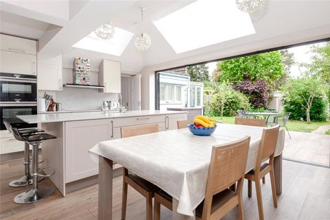 35 Walpole Road, Twickenham, TW2 5SN