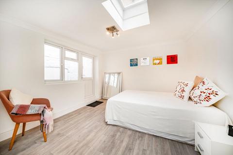 2 bedroom flat for sale, Crisp Road, London W6
