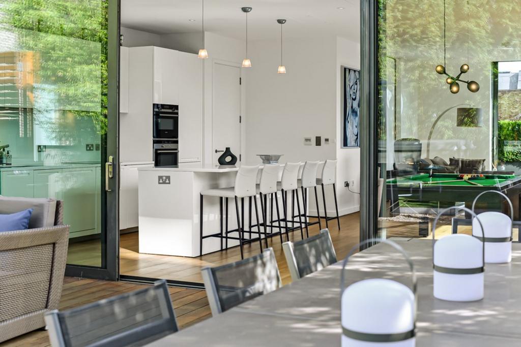Open-plan living area, open plan living