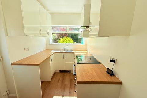 3 bedroom semi-detached house for sale, Nab Wood Crescent, Shipley BD18