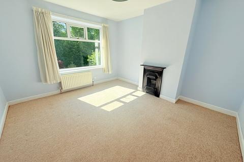 3 bedroom semi-detached house for sale, Nab Wood Crescent, Shipley BD18