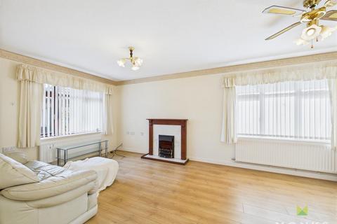2 bedroom detached bungalow for sale, Oak Drive, St. Martins, Oswestry