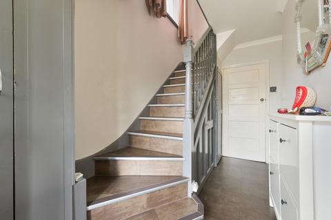 3 bedroom semi-detached house for sale, Fairfield Way, Ewell Court