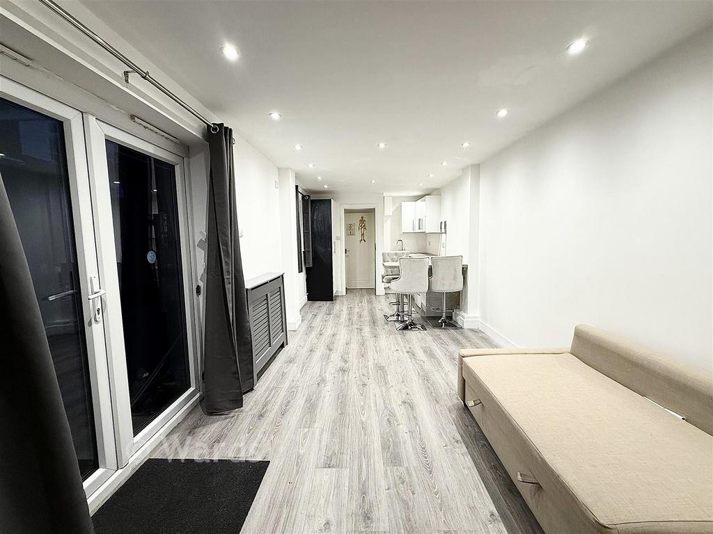 Room 1
