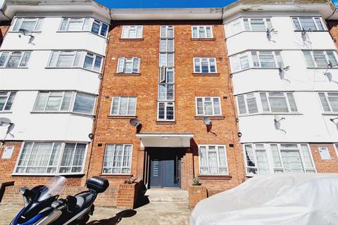 East Vale, The Vale, London