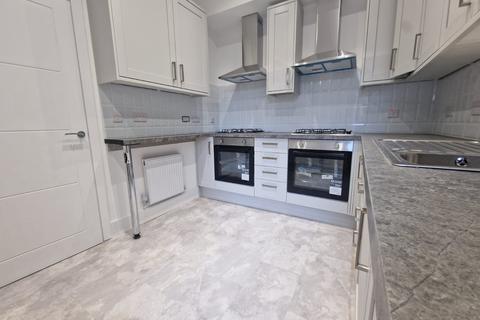 undefined, Francis Street, Luton, Bedfordshire