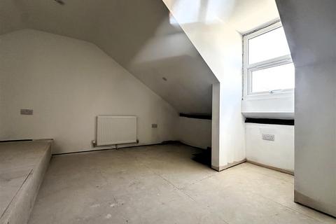 5 bedroom terraced house to rent, Worcester Parade, Gloucester GL1