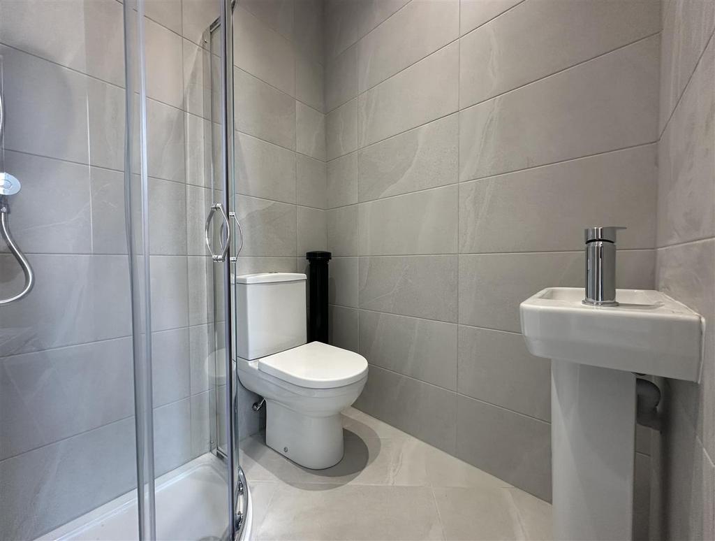 En-Suite Shower Room.jpg