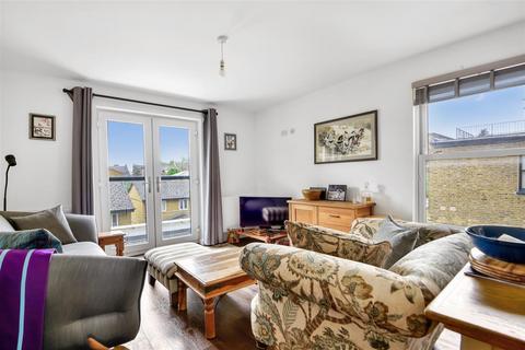 Flat 3, 36 Adolphus Road, London, N4 2AY