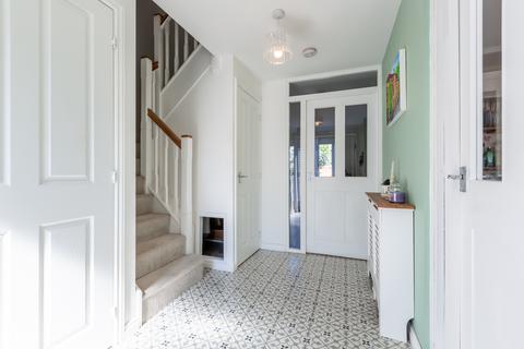 12 Fauld Drive Kingsway, Quedgeley, Gloucester, GL2 2HL