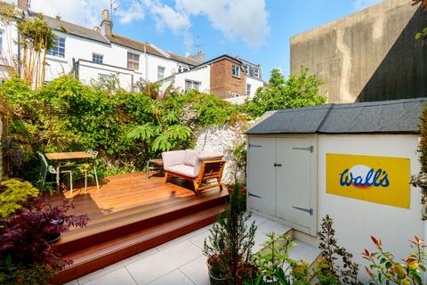 2 bedroom terraced house for sale, Tidy Street, North Laine, Brighton