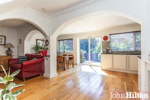 4 bedroom semi-detached house for sale, Court Farm Road, Rottingdean