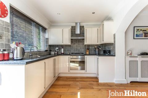 4 bedroom semi-detached house for sale, Court Farm Road, Rottingdean