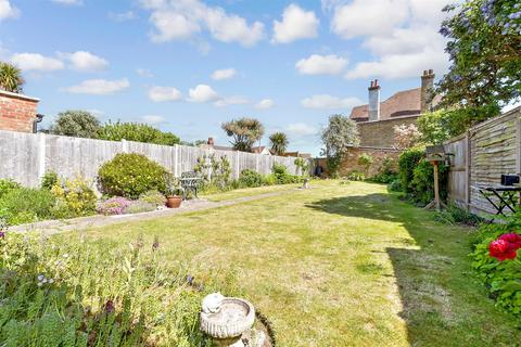 3 bedroom semi-detached house for sale, Beacon Road, Broadstairs, Kent