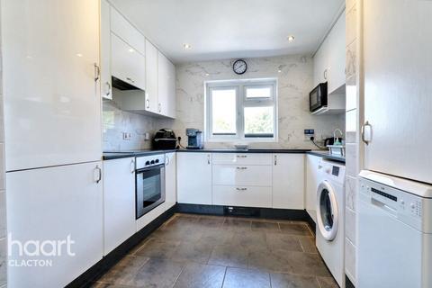 2 bedroom semi-detached bungalow for sale, Kestrel Way, Clacton-On-Sea