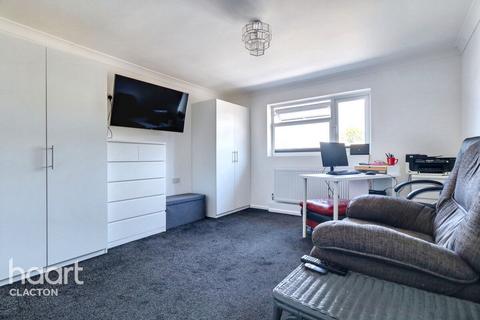 2 bedroom semi-detached bungalow for sale, Kestrel Way, Clacton-On-Sea