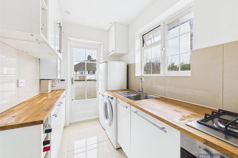 7 Grove Close, Kingston Upon Thames, KT1 2SS