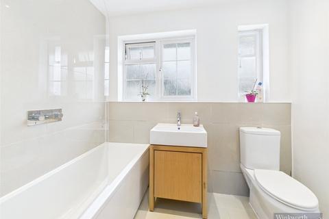 7 Grove Close, Kingston Upon Thames, KT1 2SS