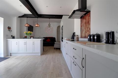 4 bedroom semi-detached house for sale, Linley Road, Alsager