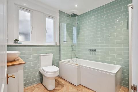 2 bedroom apartment for sale, Park Lane, Carshalton, SM5