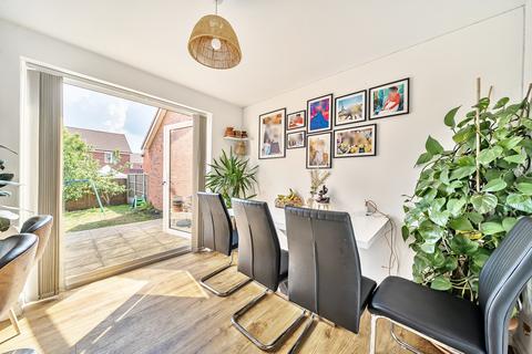 22 Bushton Close, Coate, Swindon, SN3 6FD