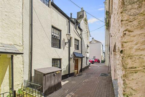GRADE II LISTED. 4 DOUBLE BEDROOMS. 3 BATHROOMS.