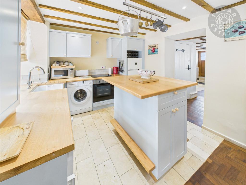 Kitchen/Dining Rm