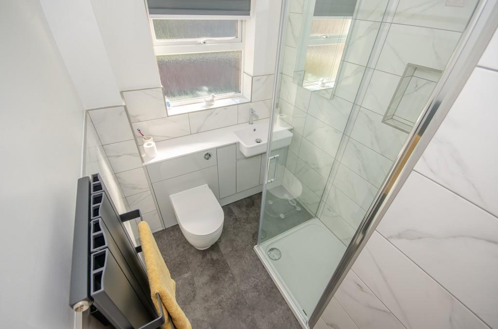 Ensuite.jpg