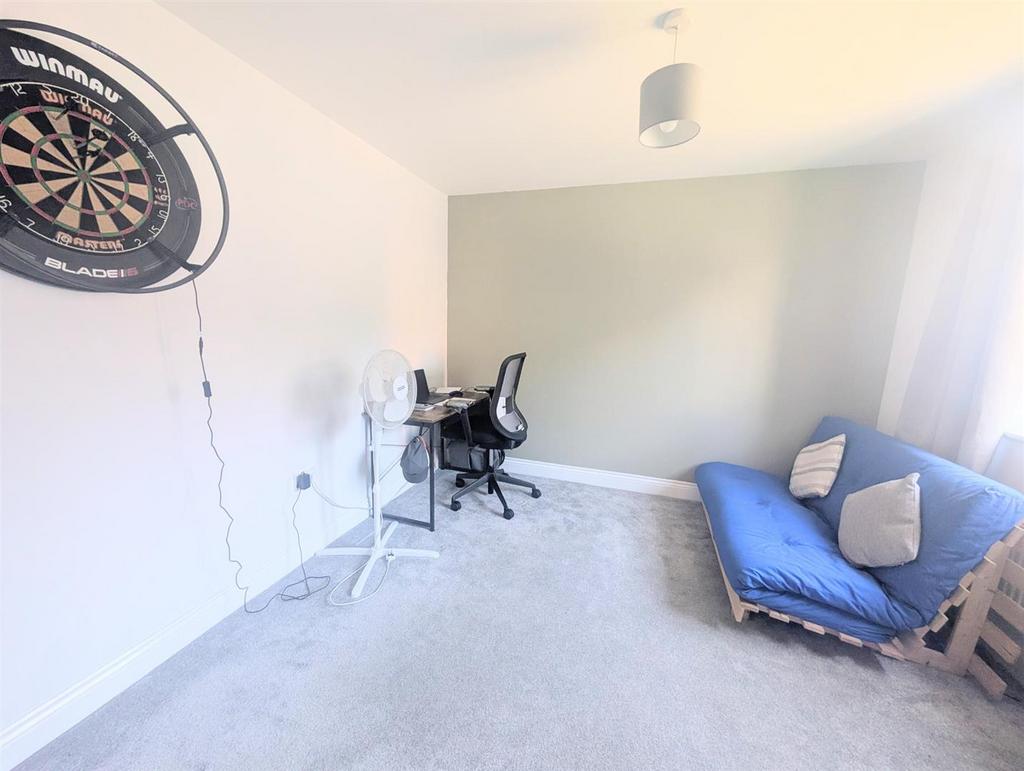 Second bedroom