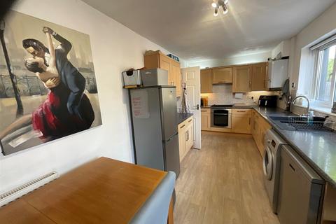 61 Guildford Avenue, Westgate-on-sea, CT8 8NE