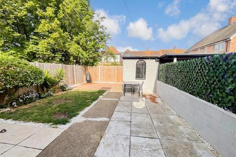 61 Guildford Avenue, Westgate-on-sea, CT8 8NE