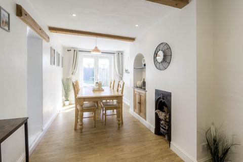 4 bedroom terraced house for sale, Gun Lane, Newport Pagnell MK16