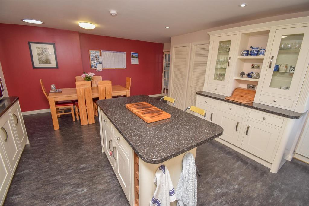 Kitchen diner