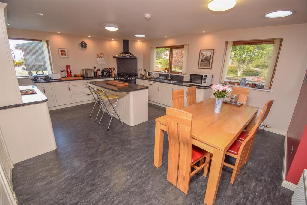 Kitchen diner