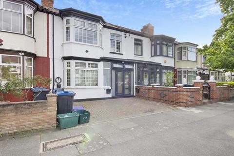 undefined, St James Road, London CR4