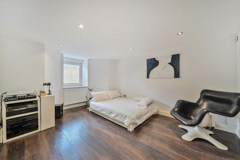 Flat 1, 124 Marlow Road, London, SE20 7XG