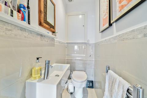 Flat 1, 124 Marlow Road, London, SE20 7XG