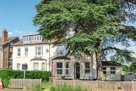 Flat 1, 124 Marlow Road, London, SE20 7XG