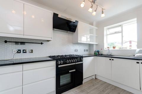 20 Fleetwood Close, Croydon, CR0 5HD