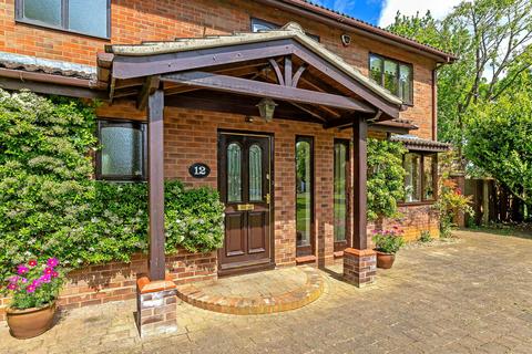 12 Charnocks Close, Gamlingay, Sandy, SG19 3JX