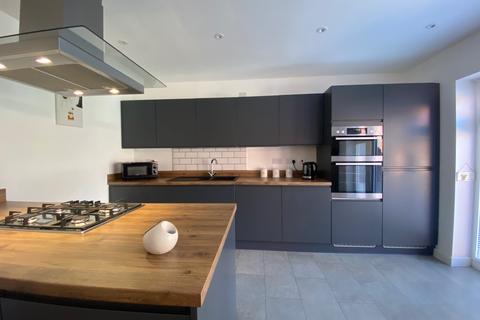 4 bedroom detached house for sale, Wheatfield Drive, Crewe
