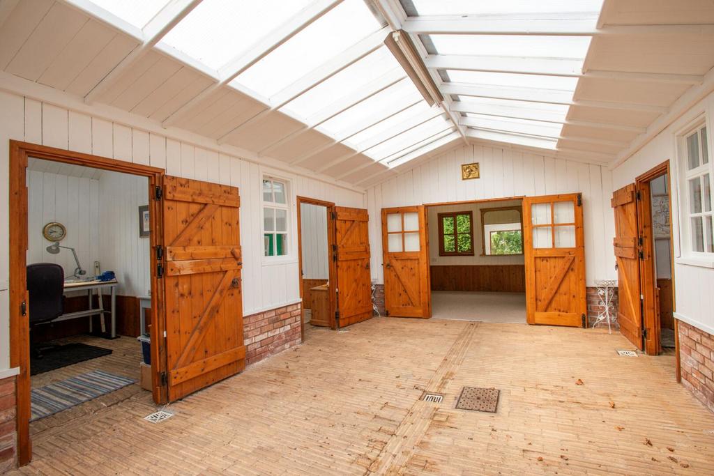Outbuilding