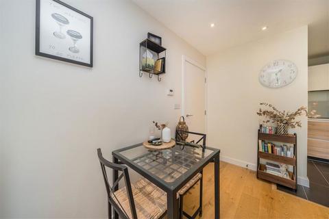 1 bedroom flat for sale, Wiltshire Row, London N1