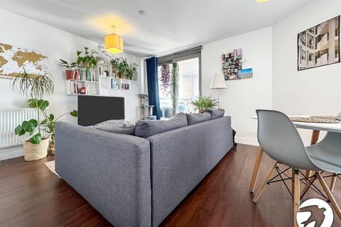 2 bedroom flat to rent, Da Vinci Torre, Lewisham, London, SE13