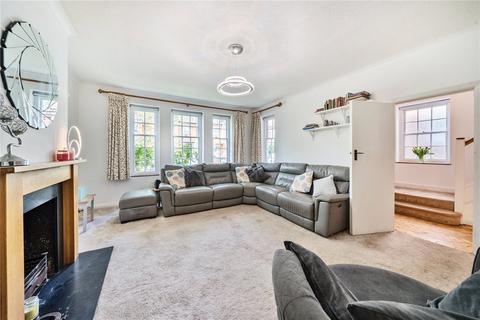 30 Leaside Avenue, London, N10 3BU