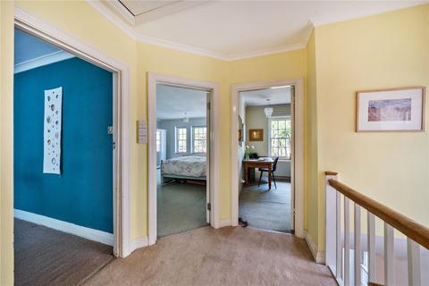 30 Leaside Avenue, London, N10 3BU